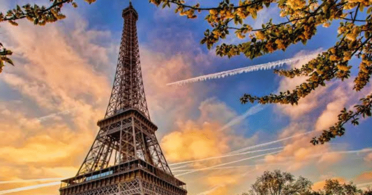 Paris, Hanói e Xangai lideram o ranking de destinos mais estressantes para viajar em 2025, segundo estudo da Ibiza Summer Villas.