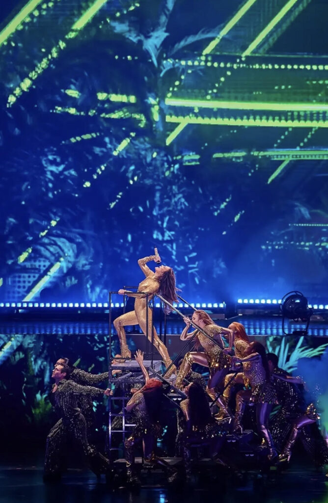 Jennifer Lopez 1 - Jornal Wish Travel | editorial B2B, direcionado ao trade turístico
